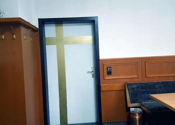 Gaestezimmer I Neo1 アパート Staufenberg