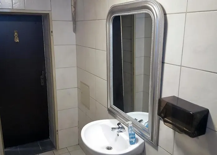 Gaestezimmer I Neo1 Staufenberg (Lower-Saxony)